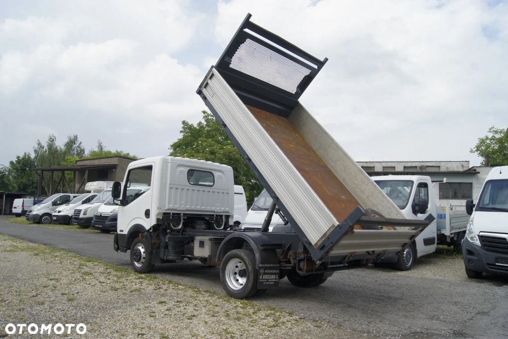 Nissan CABSTAR - 8
