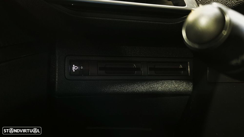 Peugeot 3008 1.6 BlueHDi Style EAT6 - 15