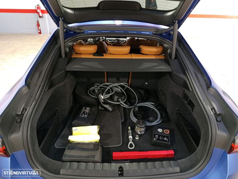 BMW i4 M50 - 13