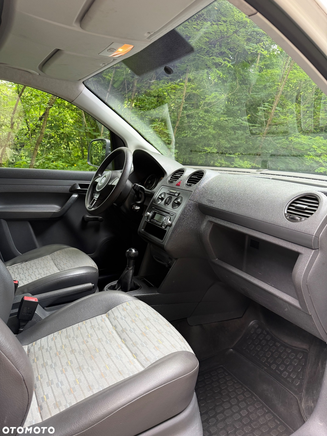Volkswagen Caddy 1.6 TDI - 8