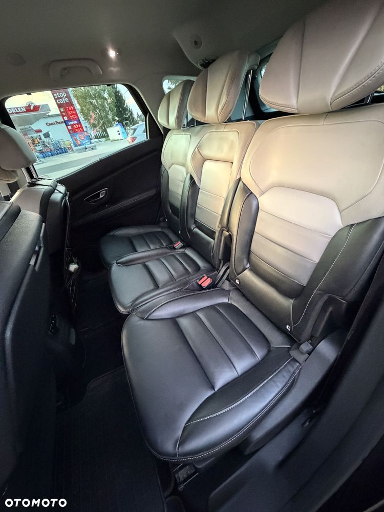 Renault Scenic - 12