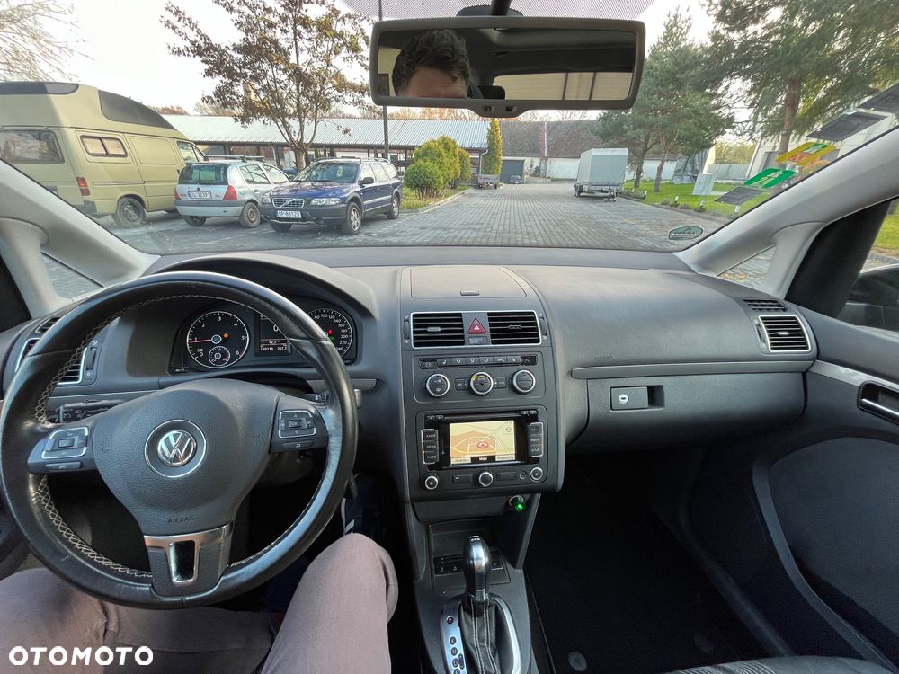 Volkswagen Touran 2.0 TDI DPF BlueMotion Technology DSG MATCH - 14