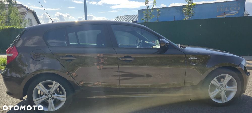 BMW Seria 1 118d - 4