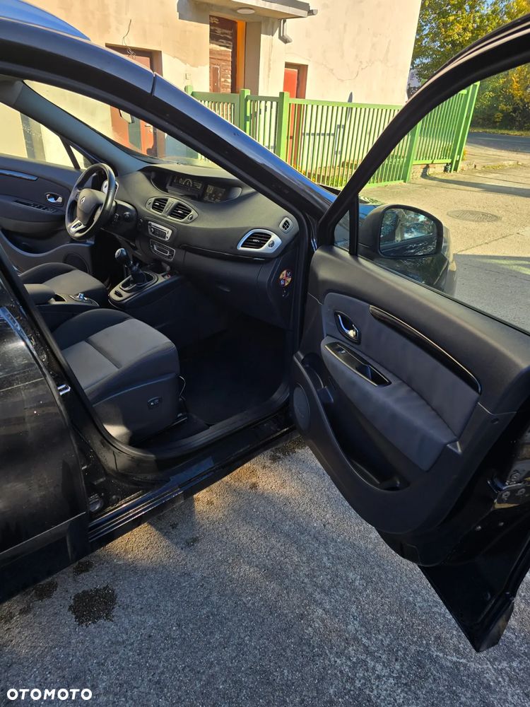 Renault Grand Scenic - 15
