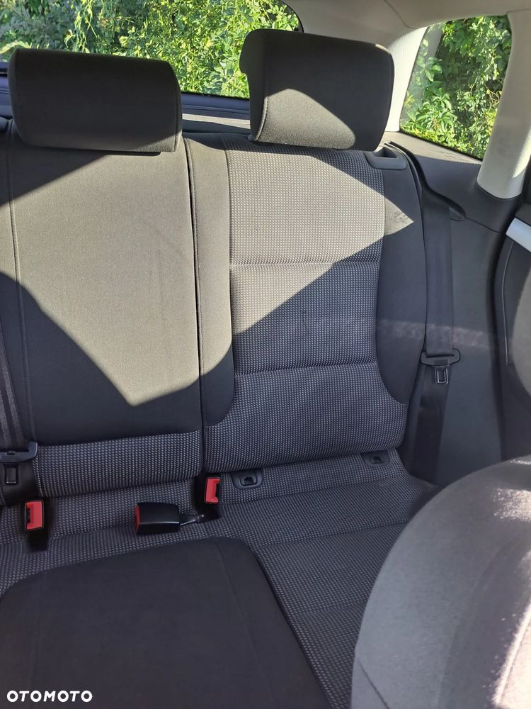 Audi A3 Sportback 1.6 TDI DPF Ambition - 22
