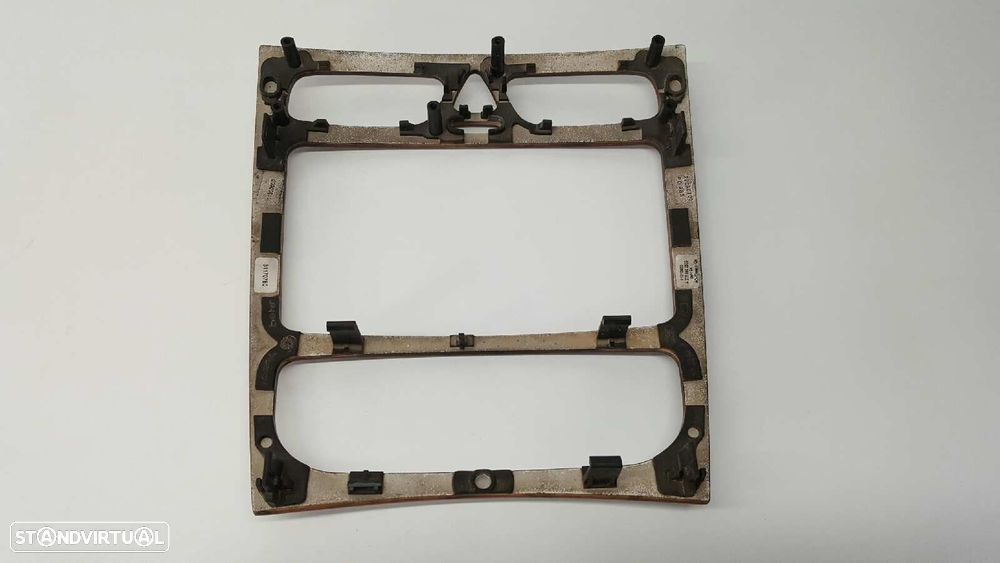 EMBELIZADOR MERCEDES CLASE C (W203) BERLINA 1.8 CAT - 2