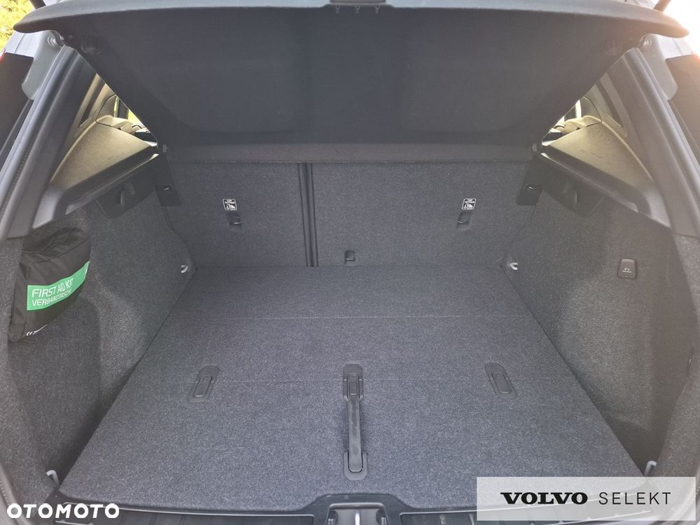 Volvo XC 40 - 29