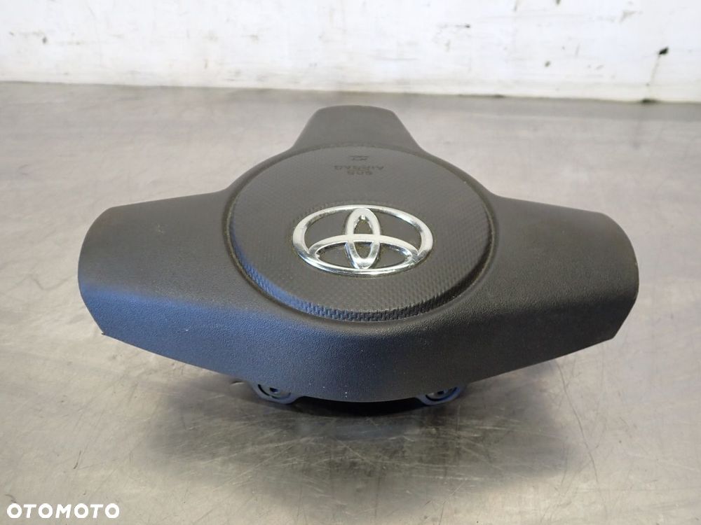 PODUSZKA KIEROWCY TOYOTA URBAN CRUISER - 4