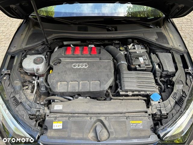 Audi S3 S tronic - 19