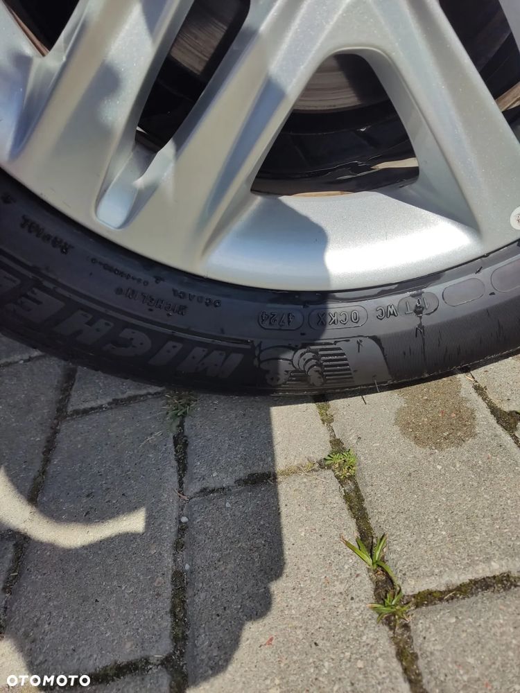 Kia Ceed - 11