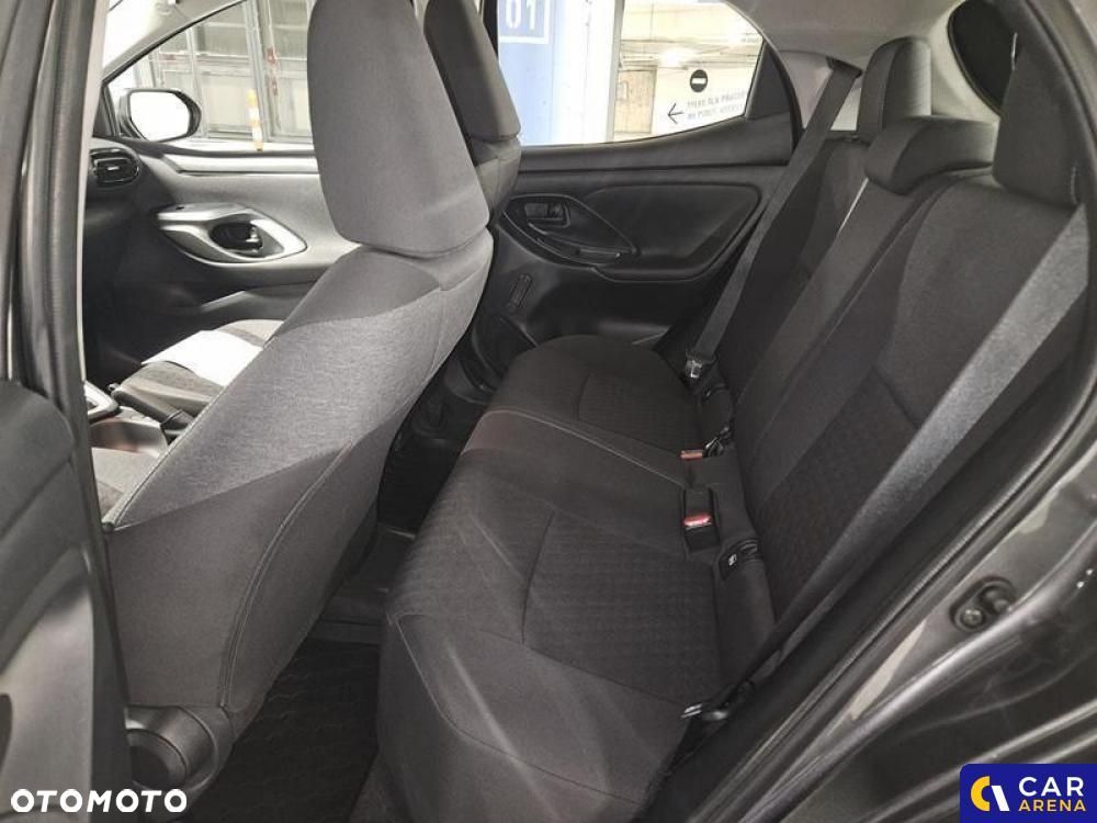 Toyota Yaris 1.5 Comfort - 25