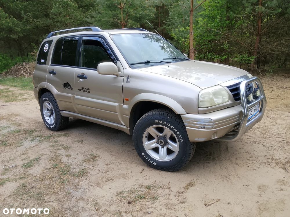 Suzuki Grand Vitara 2.0 - 1