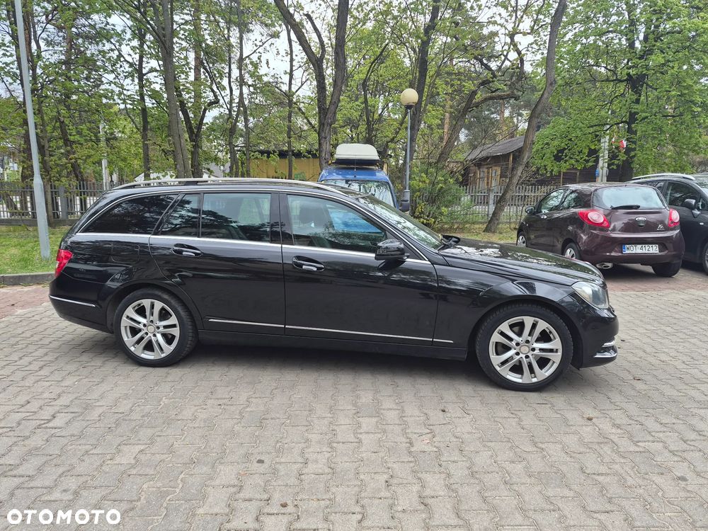 Mercedes-Benz Klasa C 180 (BlueEFFICIENCY) 7G-TRONIC Avantgarde - 21