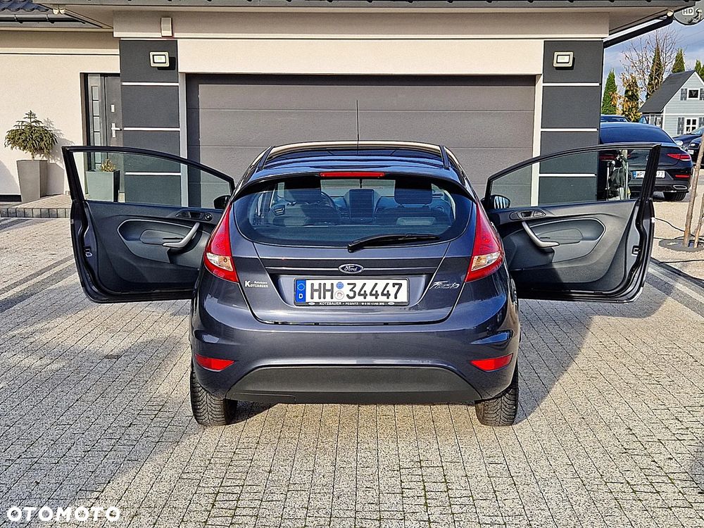 Ford Fiesta 1.25 Champions Edition - 10