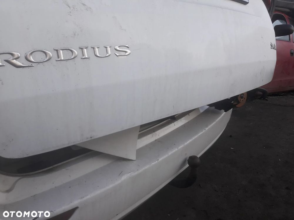 KLAPA BAGAŻNIKA SSANGYONG RODIUS II - 3