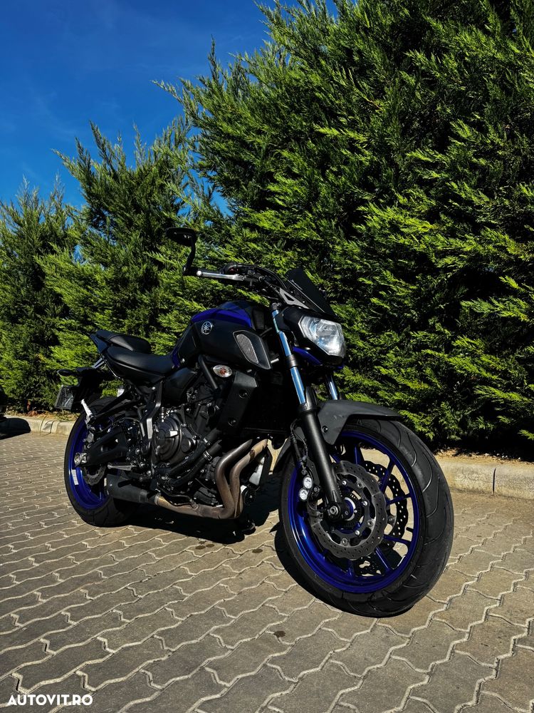 Yamaha MT-07 - 2