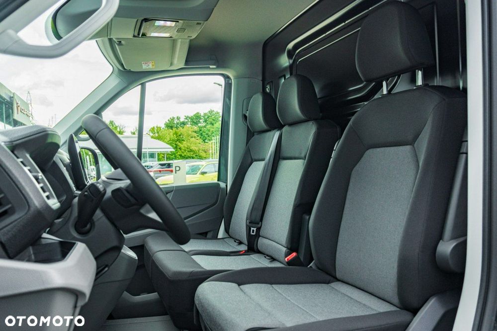 Volkswagen Crafter - 13