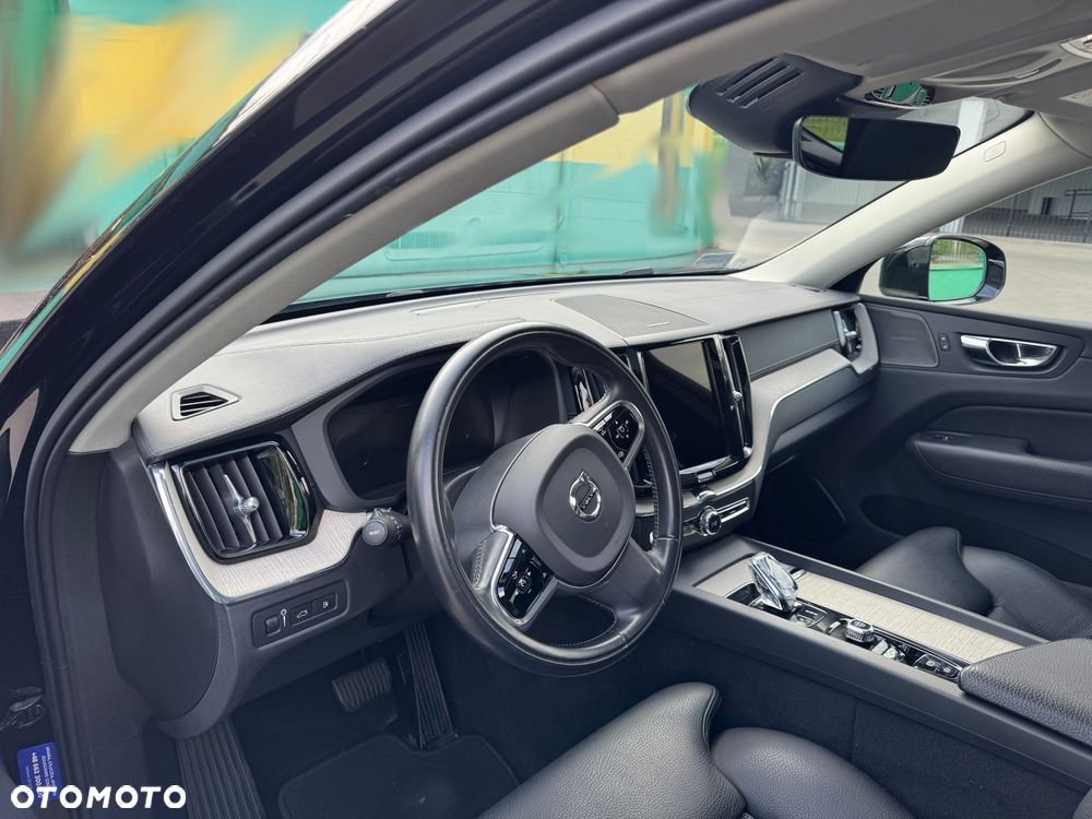 Volvo XC 60 - 8