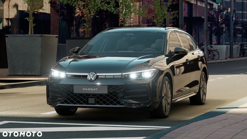 Volkswagen Passat Variant 2.0 TSI R-Line Plus DSG - 2
