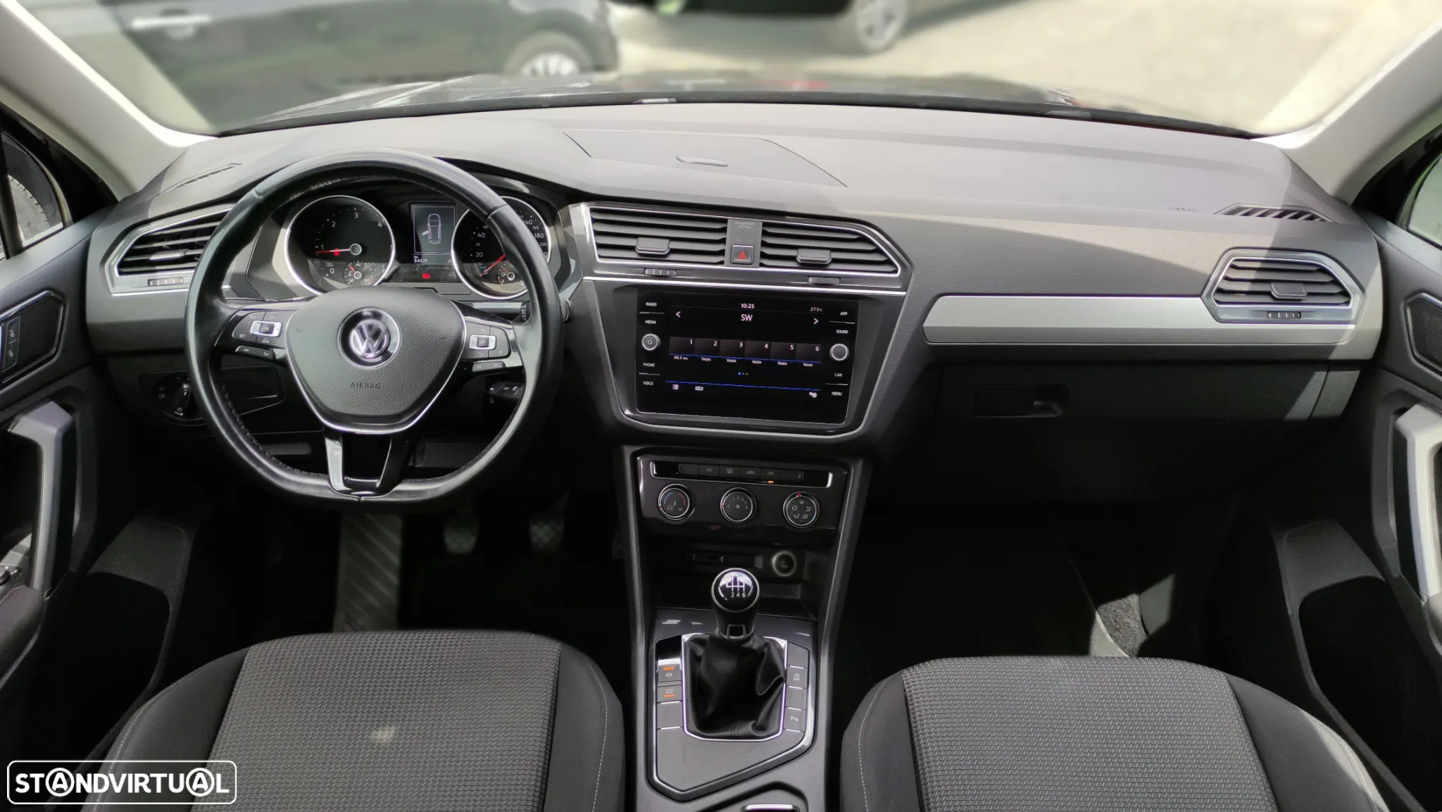 VW Tiguan 1.6 TDI Tech - 10