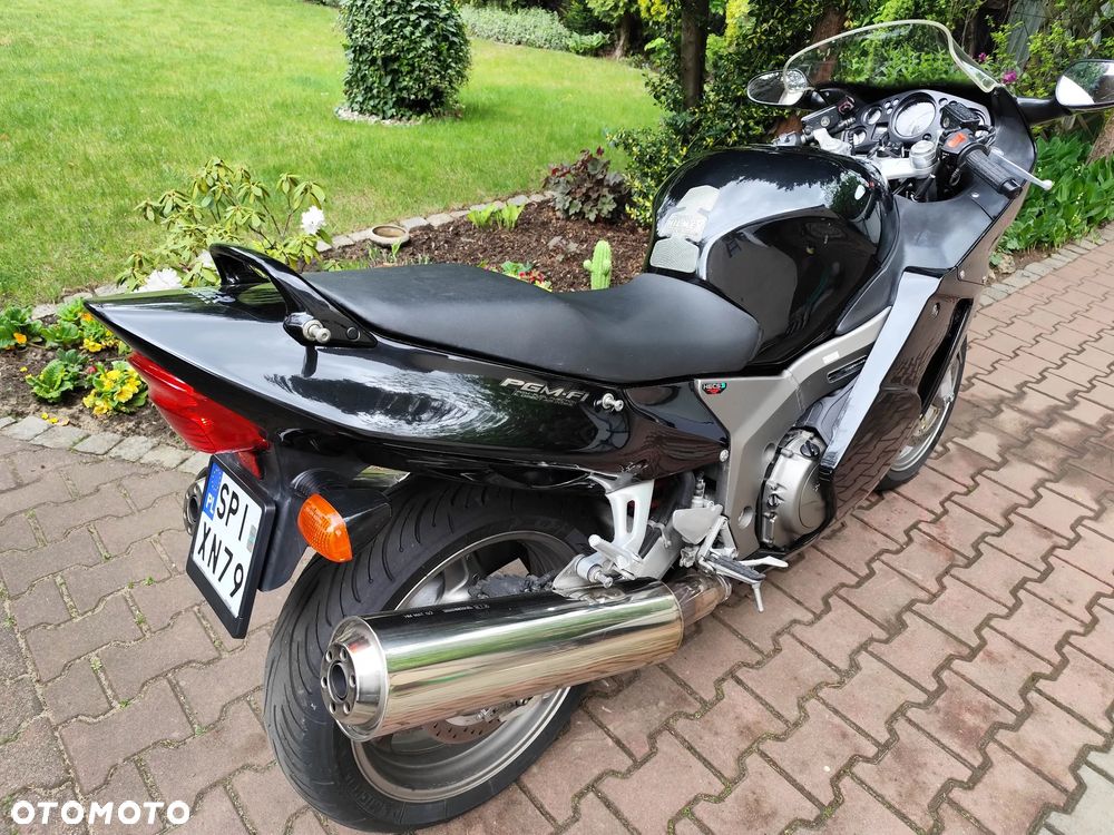 Honda CBR - 3