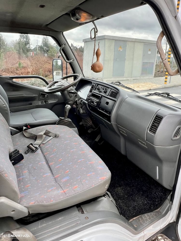 Mitsubishi Canter 3.0 - Cabine Dupla - 11