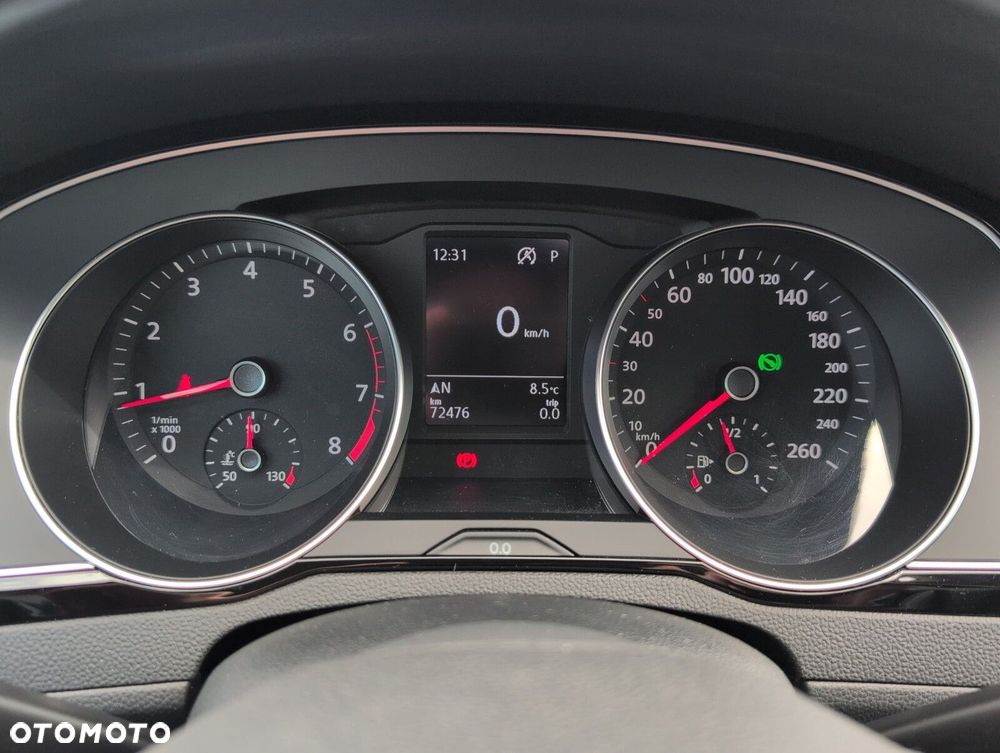 Volkswagen Passat 2.0 TSI Business DSG - 19