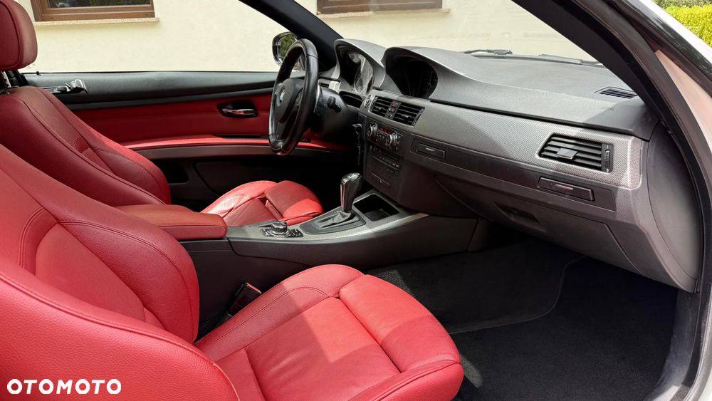 BMW Seria 3 335i xDrive M Sport Edition - 12