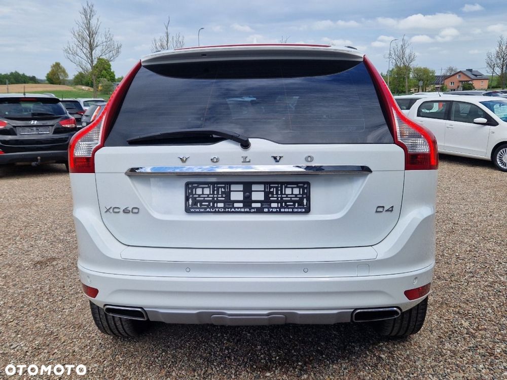 Volvo XC 60 D4 Momentum - 30