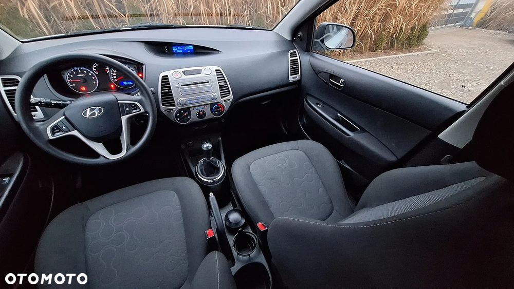 Hyundai i20 - 10
