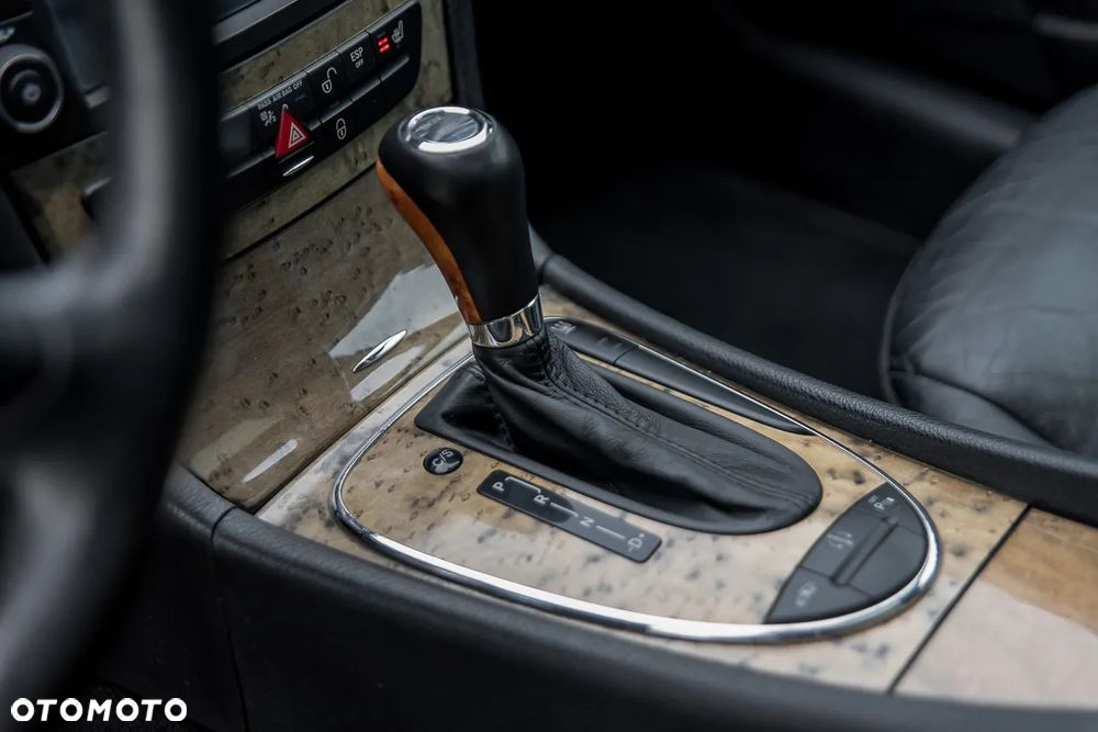 Mercedes-Benz Klasa E 350 4-Matic Avantgarde - 32