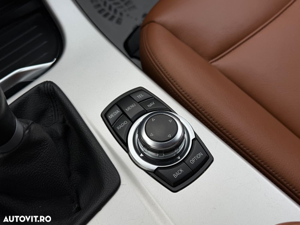 BMW X3 sDrive18d Advantage - 27