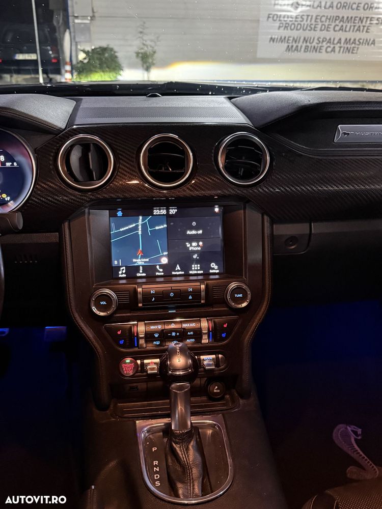 Ford Mustang - 25
