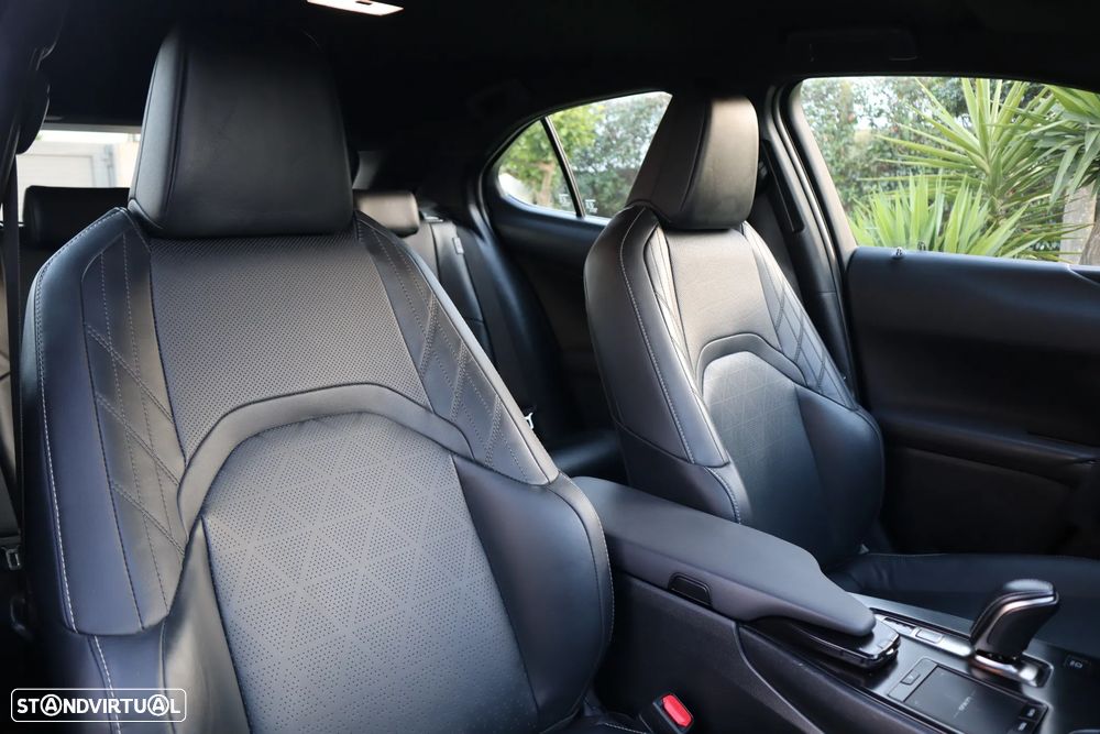 Lexus UX 300e Luxury - 22