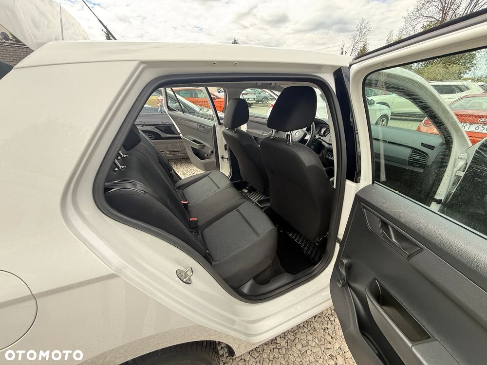 Skoda Fabia 1.0 MPI Ambition - 24