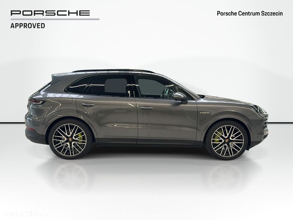 Porsche Cayenne - 7