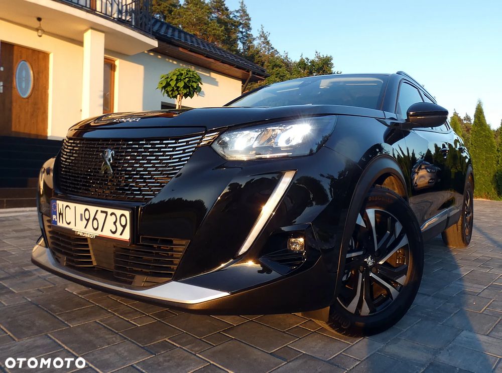 Peugeot 2008 1.2 PureTech Allure S&S EAT8 - 24