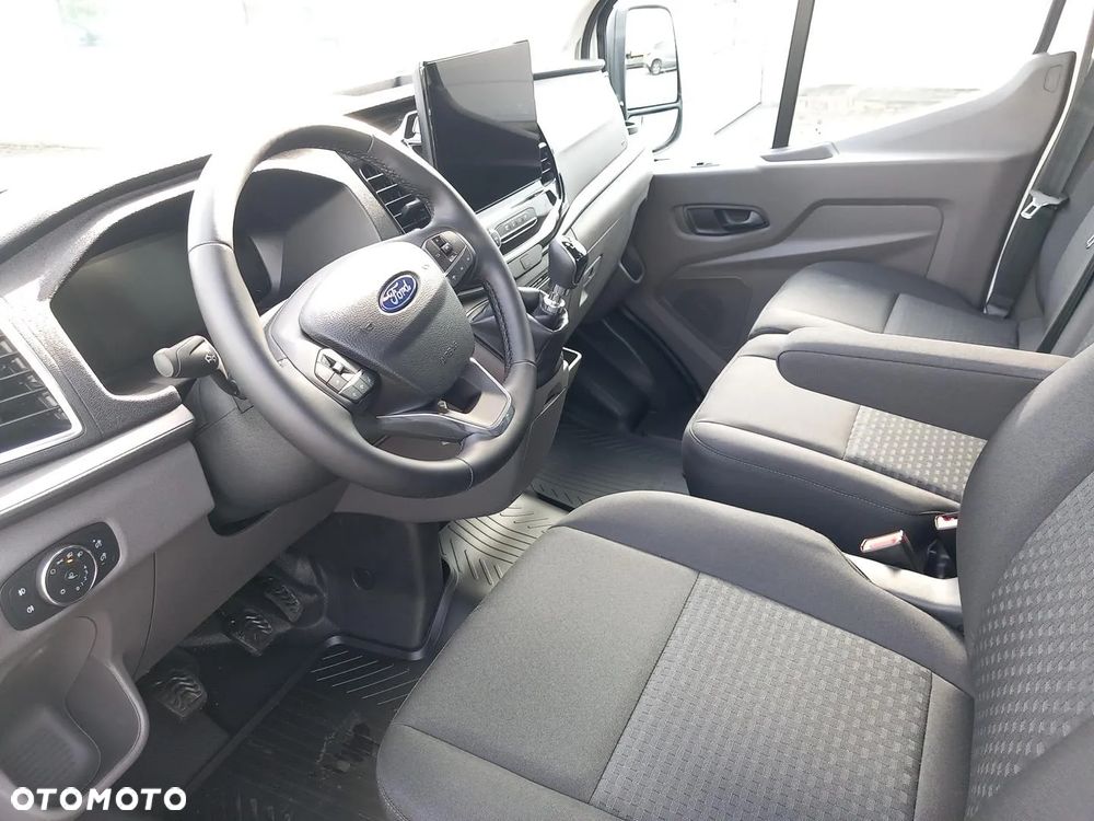 Ford Transit - 9