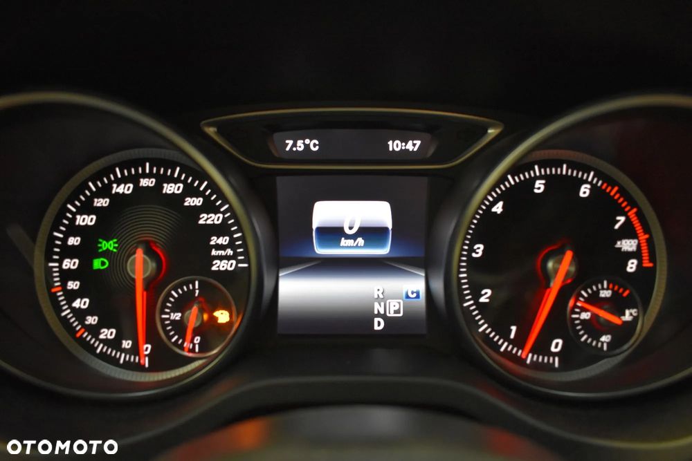 Mercedes-Benz CLA 250 4Matic 7G-DCT Sport - 20