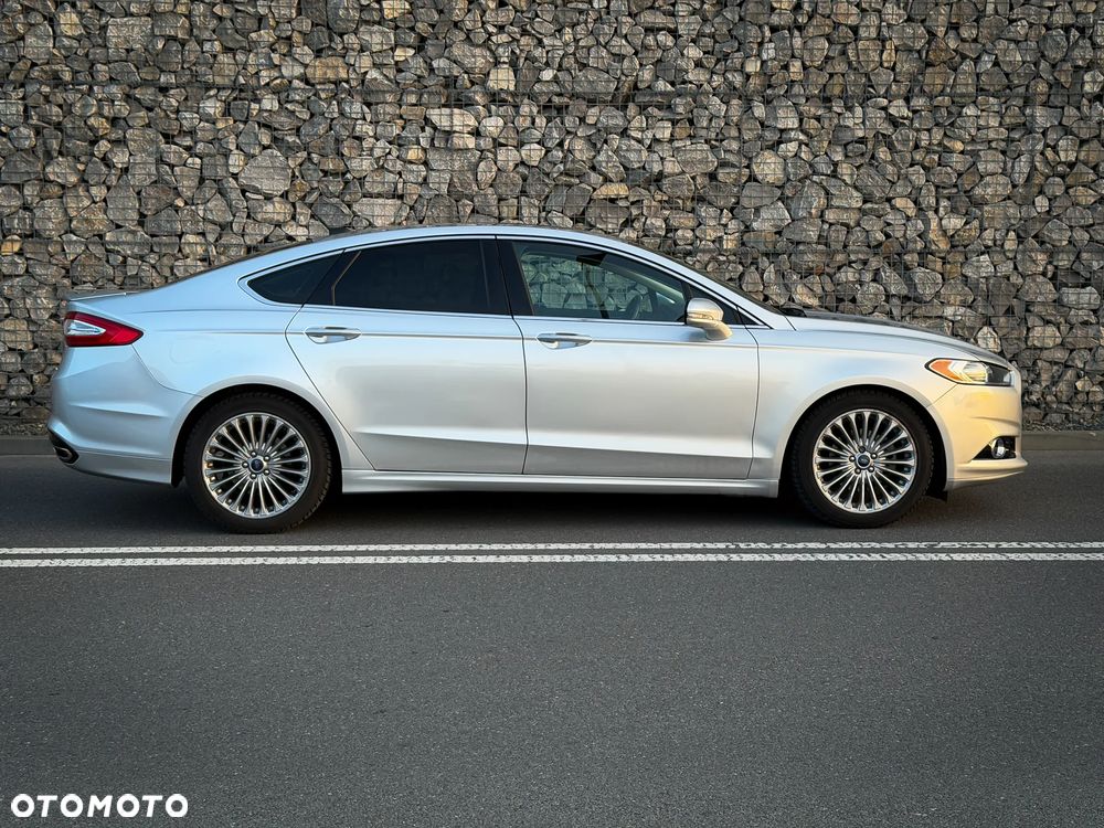 Ford Fusion - 5