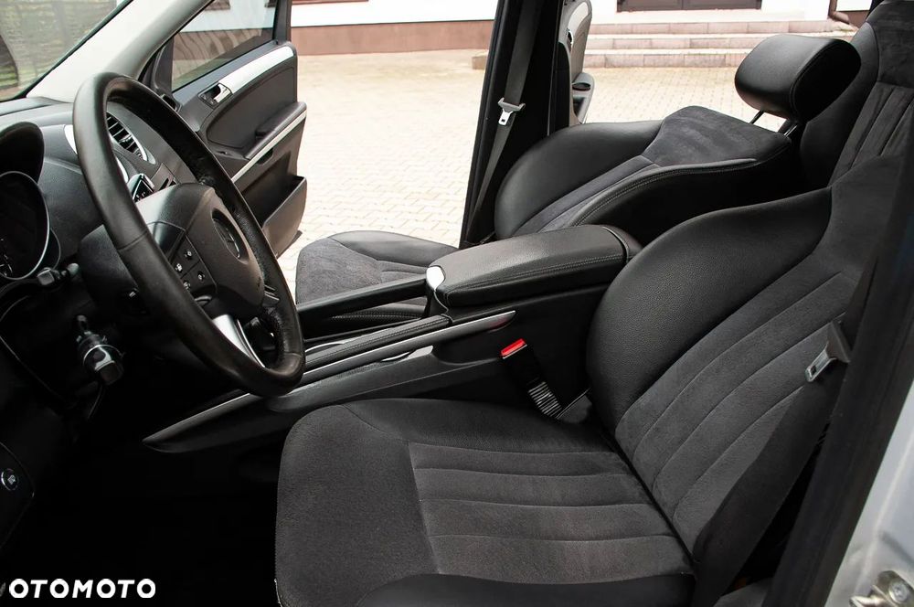 Mercedes-Benz ML - 31