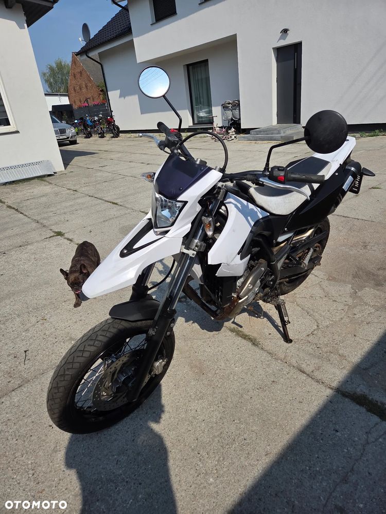 Yamaha WR - 6