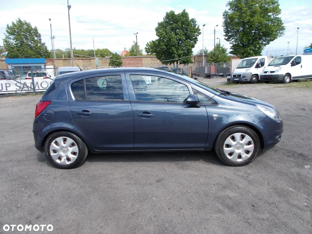 Opel Corsa 1.2 16V Enjoy - 5
