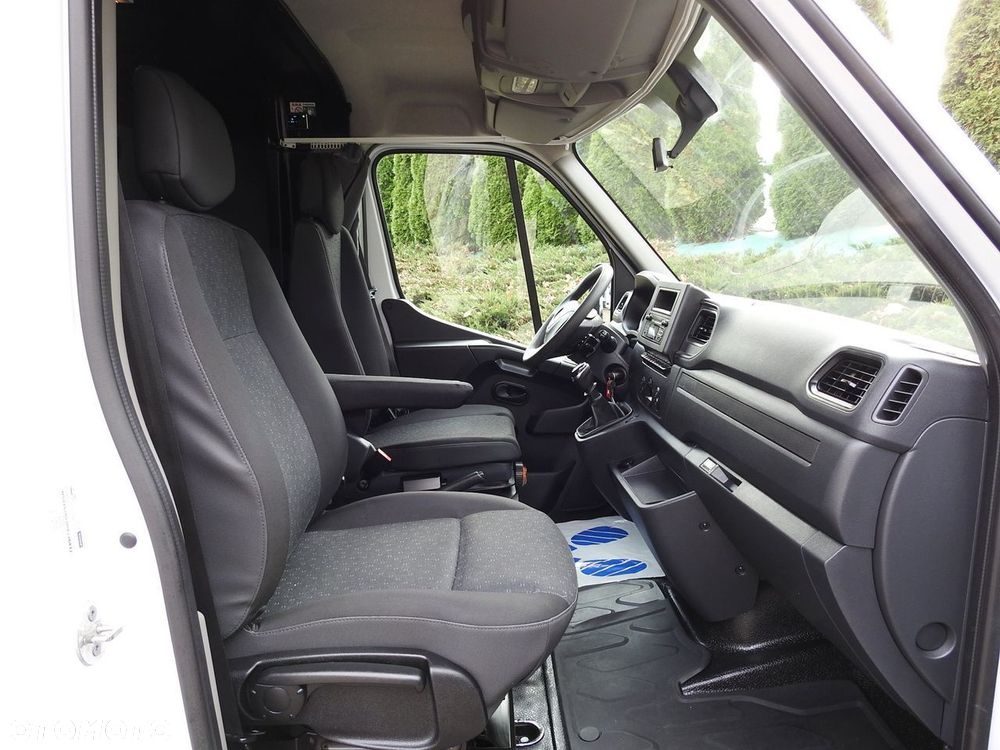 Opel MOVANO PLANDEKA 10 PALET WEBASTO TEMPOMAT KLIMATYZACJA LEDY PNEUMATYKA  165KM - 33