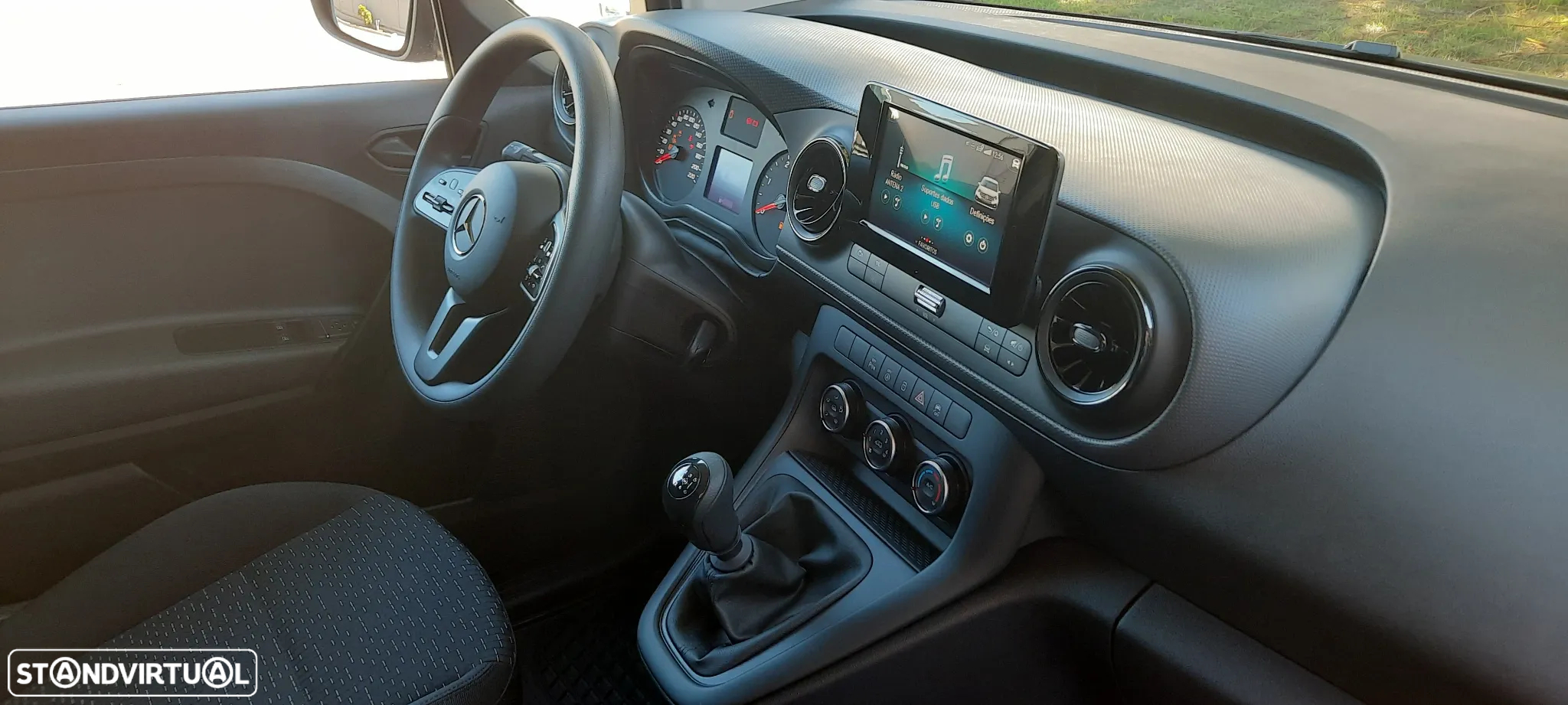 Mercedes-Benz Citan Van 110CDI/27 95cv Linha Pro 3 lugares 5 portas - 28