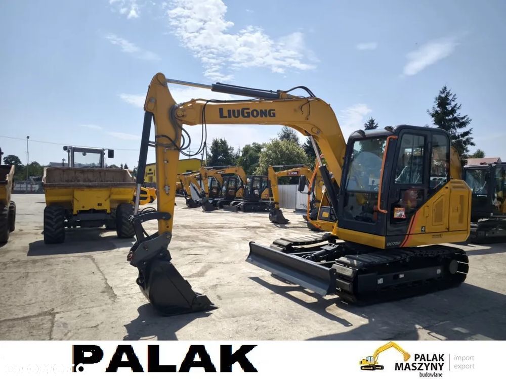 Liu Gong 9075F nie mylić z  JCB 85z - 3