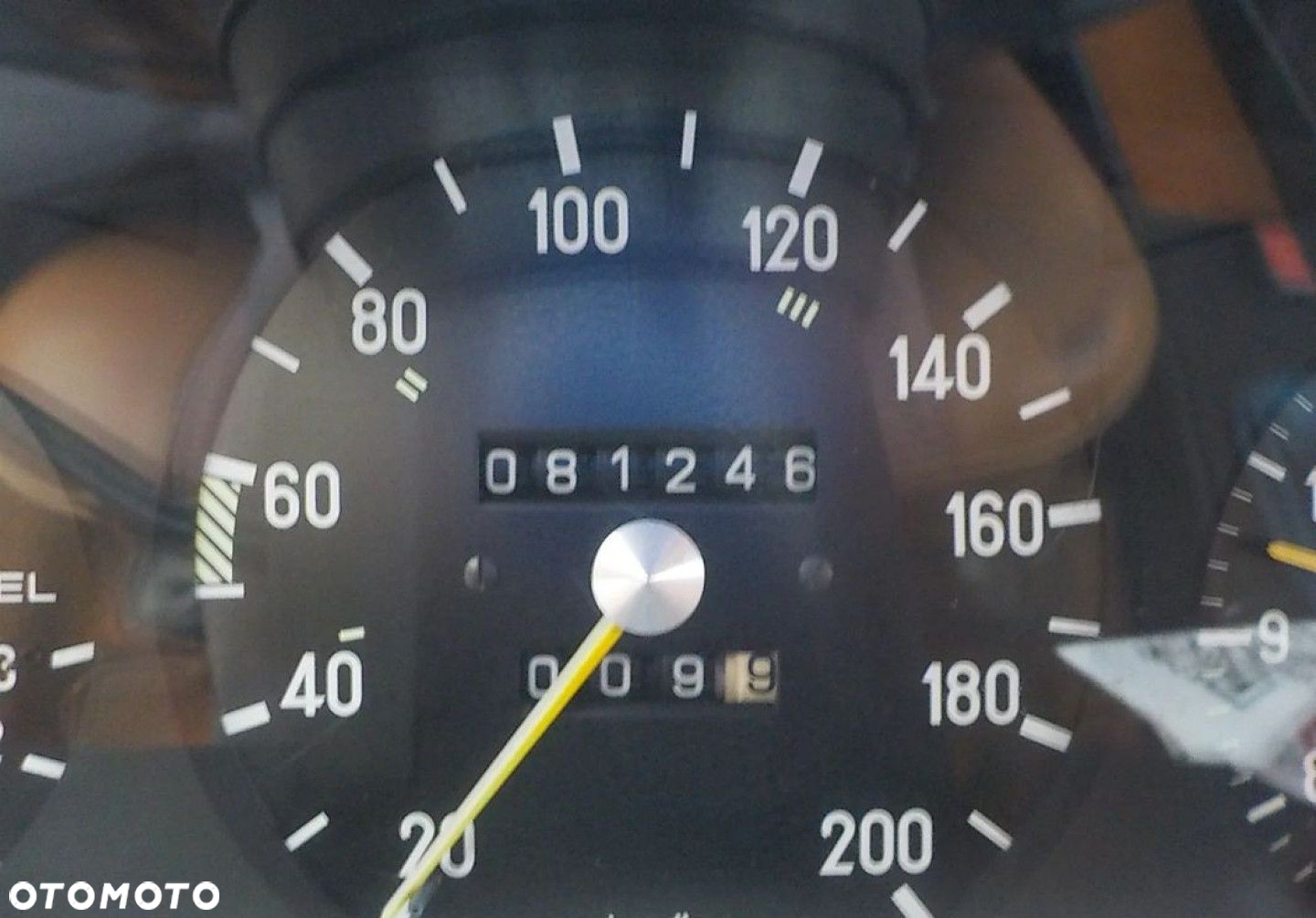 Mercedes-Benz W123 - 37
