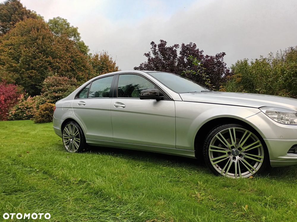 Mercedes-Benz Klasa C 200 7G-TRONIC Edition - 7