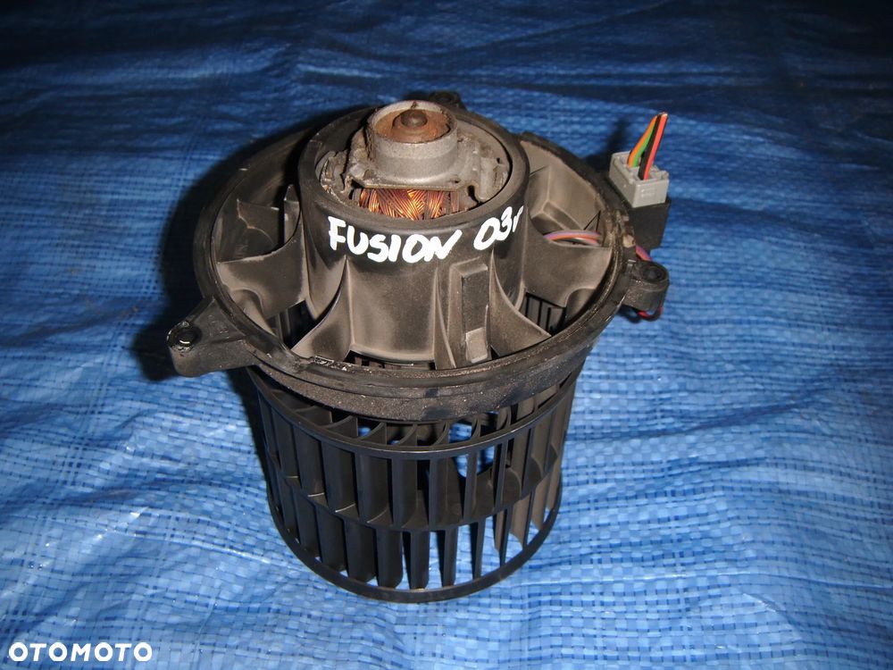 ford  fusion 03r wentylator ogrzewania - 1