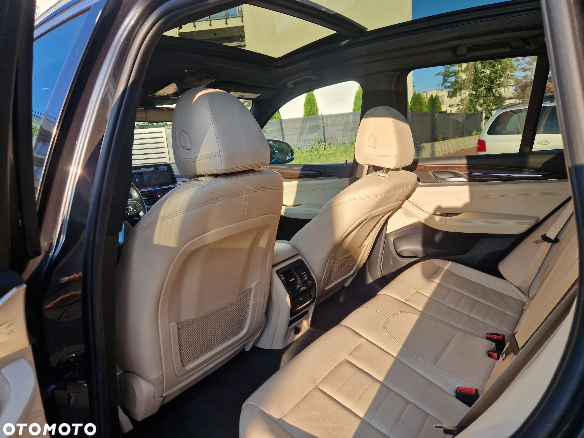 BMW X3 xDrive30i Advantage sport - 11